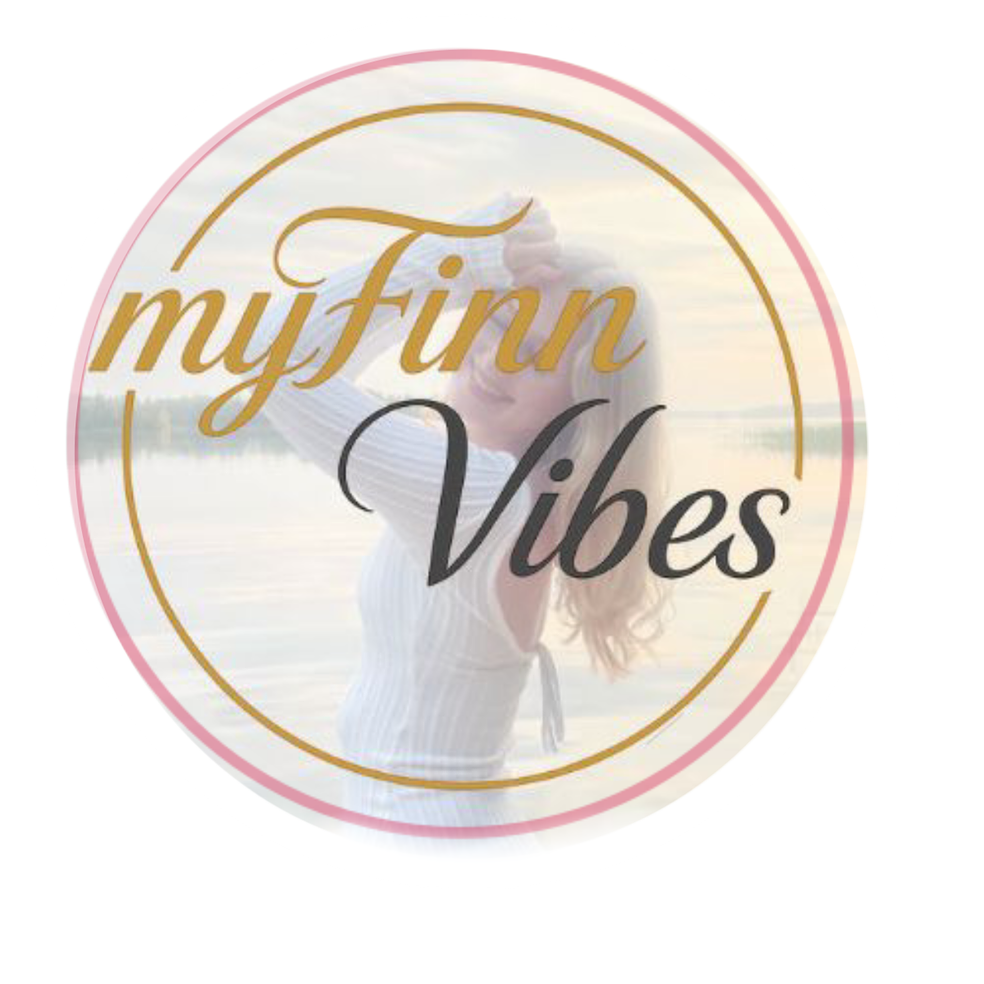 SuomiKahvit: Puhu mukana — Small talk at a bus stop by Myfinnvibes